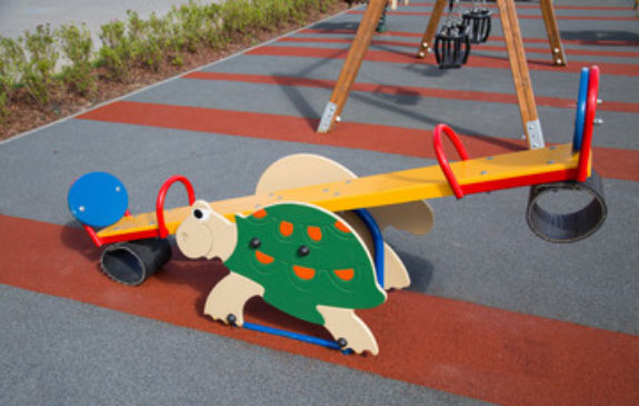 playground-safety-surfacing
